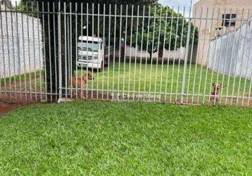 Casa com sobra de terreno no coqueiral