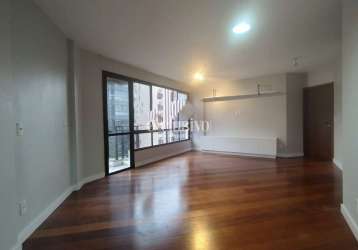 Apartamento 3 dormitórios, sendo 1 suíte, 2 vagas, próximo ao shopping