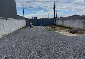 Terreno com casa construída nos fundos em espinheiros, itajaí/sc