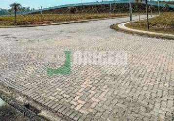 Terreno comercial em condomínio fechado em brusque.