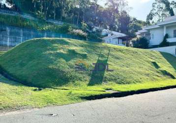 Terreno em condomínio fechado de alto padrão