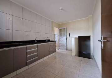 Casa com 1 dormitório para alugar, 28 m² por r$ 1.100/mês - vila monteiro - piracicaba/sp