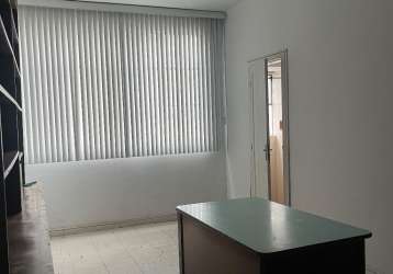 Conjunto comercial - centro