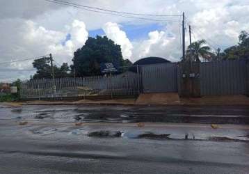 Casa com 4 quartos à venda na avenida gonçalo antunes de barros, 1, bosque da saúde, cuiabá, 248 m2 por r$ 260.000