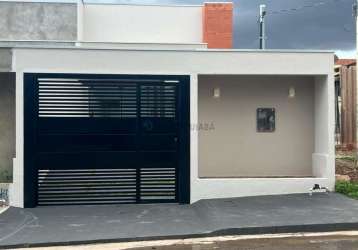 Casa com 3 quartos à venda na rua projetada 24, 1, jardim universitário, cuiabá, 135 m2 por r$ 680.000