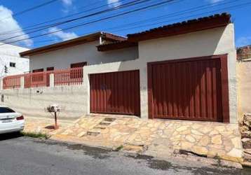 Casa no bairro lixeira - próximo a miguel sutil