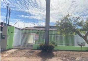 Vende-se casa no recanto dos pássaros