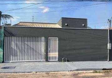 Casa toda reformada no residencial ilza therezinha, próximo ao cpa e  centro pol