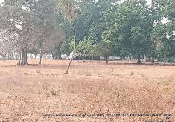 Fazendinha com 100 hectares 15 minutos do trevo do lagarto, na região da comunid