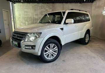 MITSUBISHI PAJERO FULL