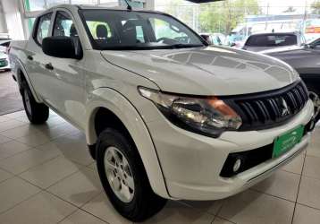 MITSUBISHI L200 TRITON