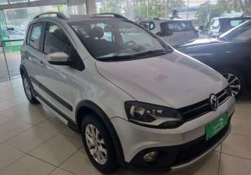 VOLKSWAGEN CROSSFOX