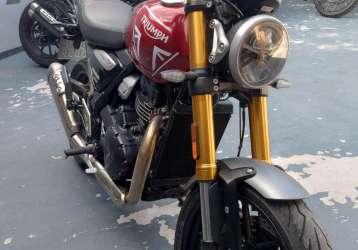 TRIUMPH SPEED