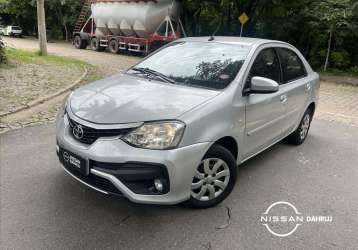 TOYOTA ETIOS