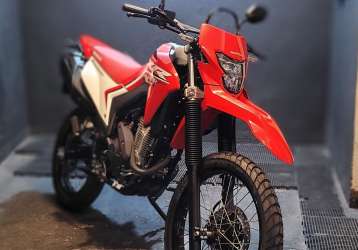 HONDA XR