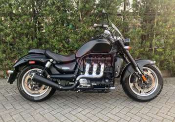 TRIUMPH ROCKET III