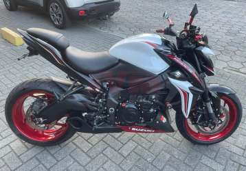 SUZUKI GSX-S