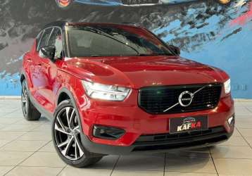 VOLVO XC 40