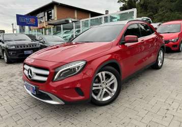 MERCEDES-BENZ GLA 250