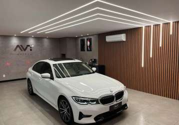 BMW 320iA