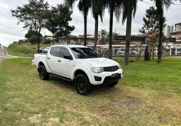 MITSUBISHI L200 TRITON