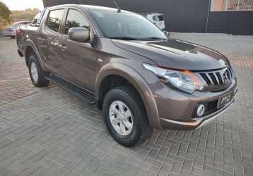 MITSUBISHI L200 TRITON