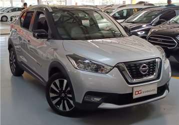 2010 nissan kicks