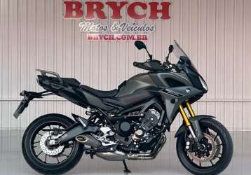 YAMAHA MT-09