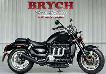 TRIUMPH ROCKET III