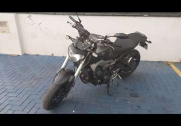 YAMAHA MT-09