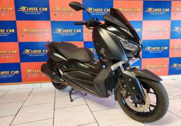 YAMAHA XMAX