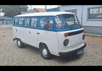 VOLKSWAGEN KOMBI