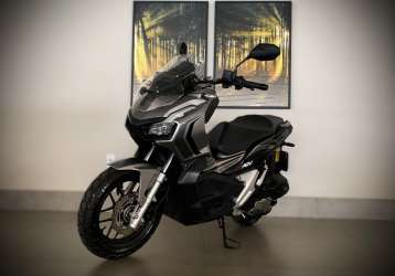 HONDA ADV