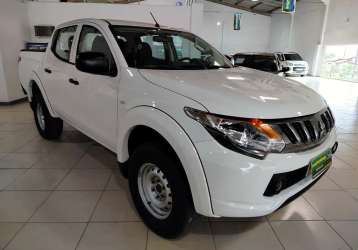 MITSUBISHI L200 TRITON