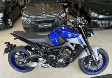 YAMAHA MT-09