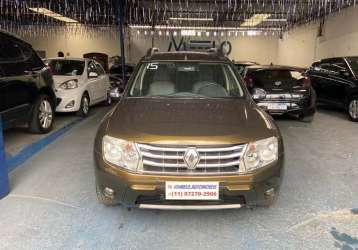 RENAULT DUSTER