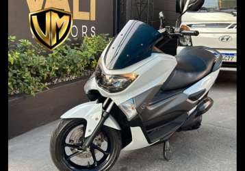 YAMAHA NMAX