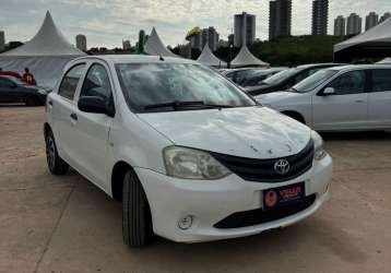 TOYOTA ETIOS