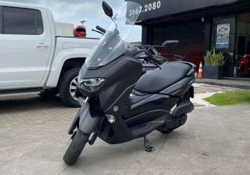 YAMAHA NMAX