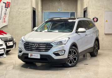 HYUNDAI GRAND SANTA FÉ