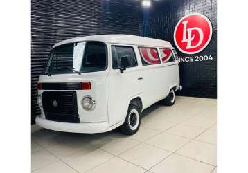 VOLKSWAGEN KOMBI