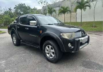 MITSUBISHI L200 TRITON