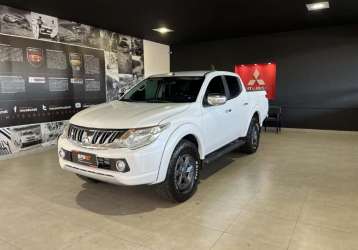 MITSUBISHI L200 TRITON