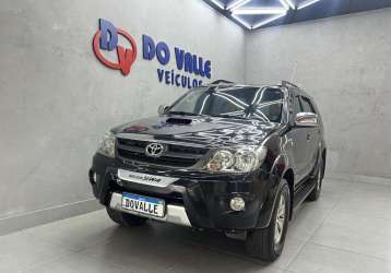 TOYOTA HILUX SW4