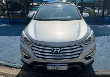 HYUNDAI GRAND SANTA FÉ