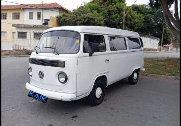 VOLKSWAGEN KOMBI