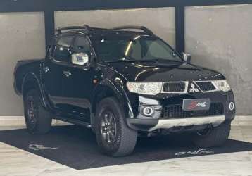 MITSUBISHI L200 TRITON