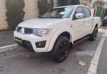 MITSUBISHI L200 TRITON