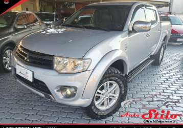 MITSUBISHI L200 TRITON