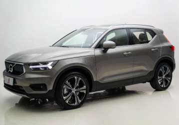 VOLVO XC 40